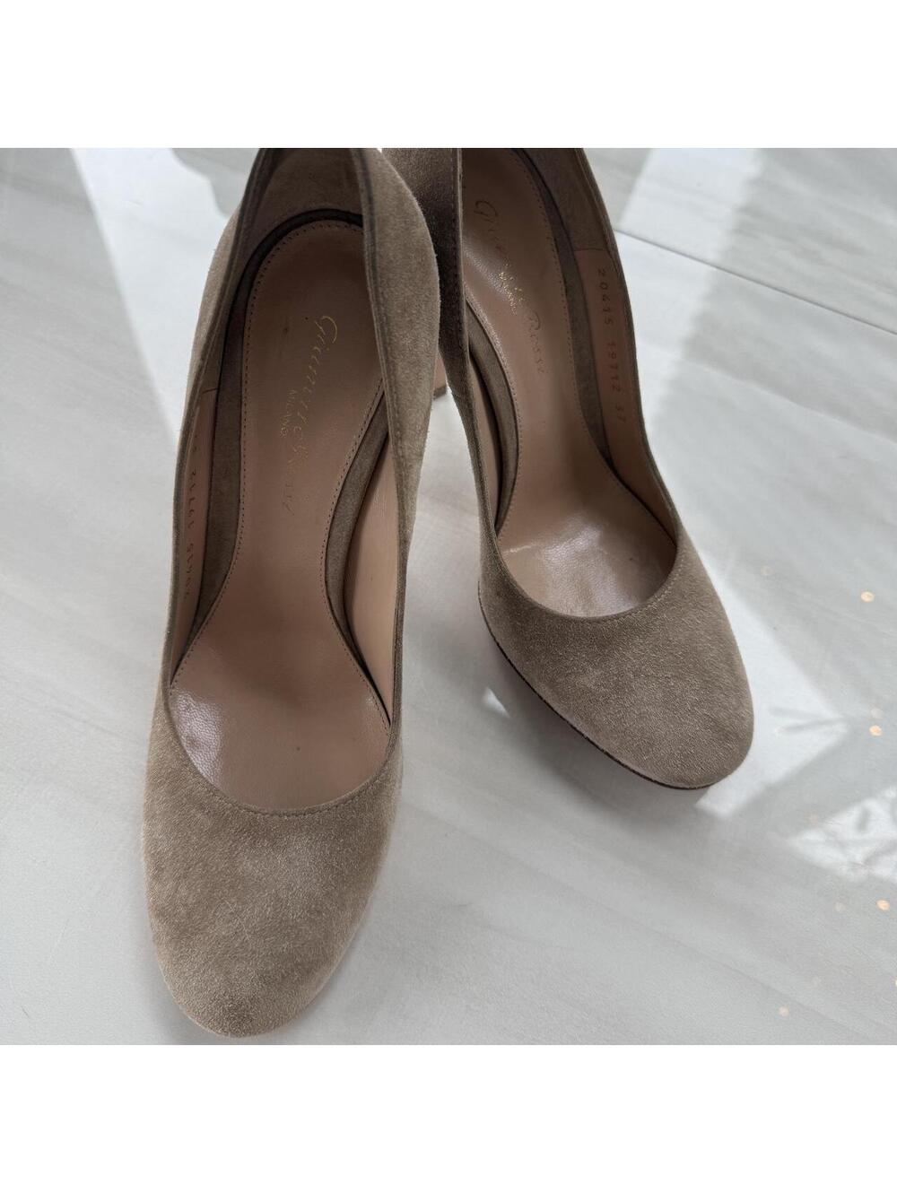 Gianvito Rossi high heels